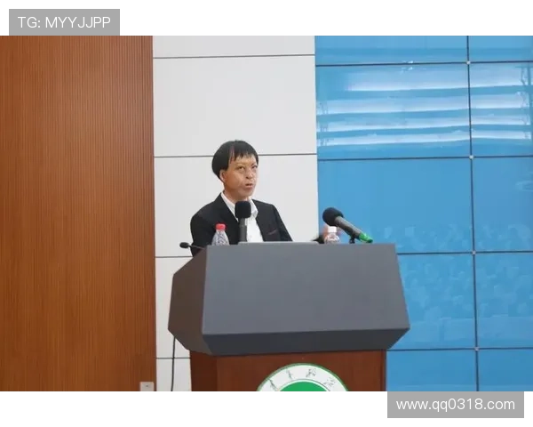 深度对话:探索陈静在网球世界中的奋斗与成长历程 深度对话:探索陈静在网球世界中的奋斗与成长历程